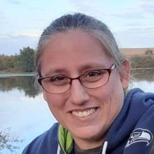 Meet your Posher, Elena